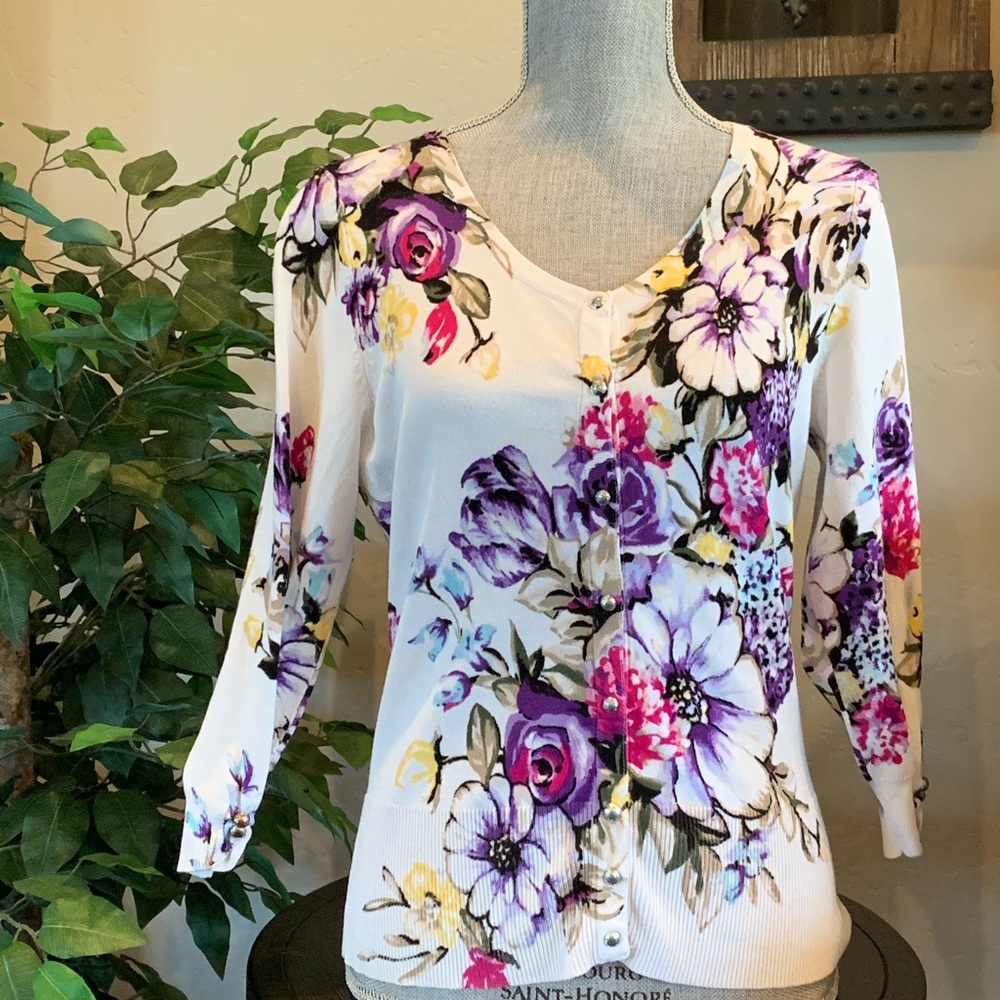 White House Black Market floral Cardigan